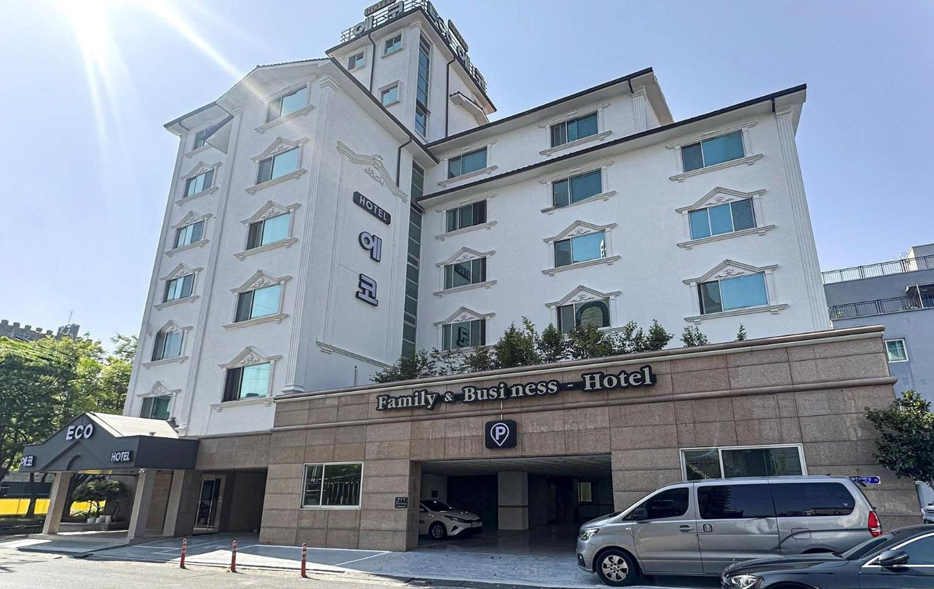 Eco Hotel Мокпо Экстерьер фото